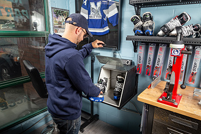 skate fitting oven